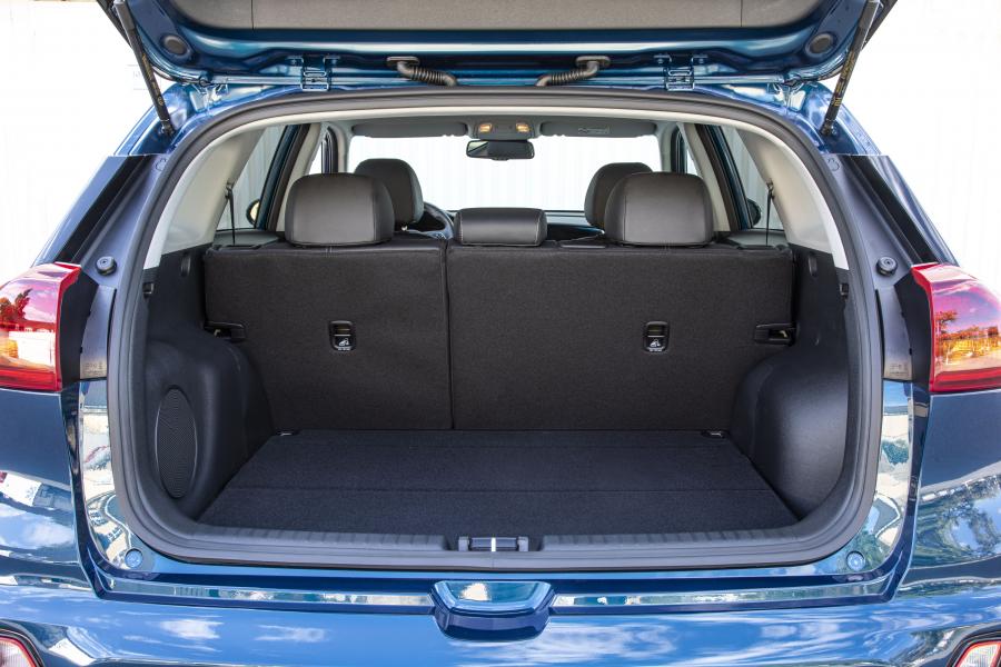 Багажник Kia Niro EcoHybrid (DE) 2019 года  (WW) (фото 33 из 53)